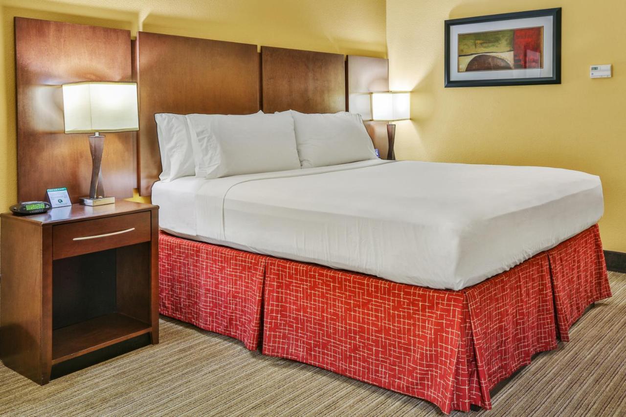Holiday Inn Express & Suites Houston South - Near Pearland By Ihg المظهر الخارجي الصورة