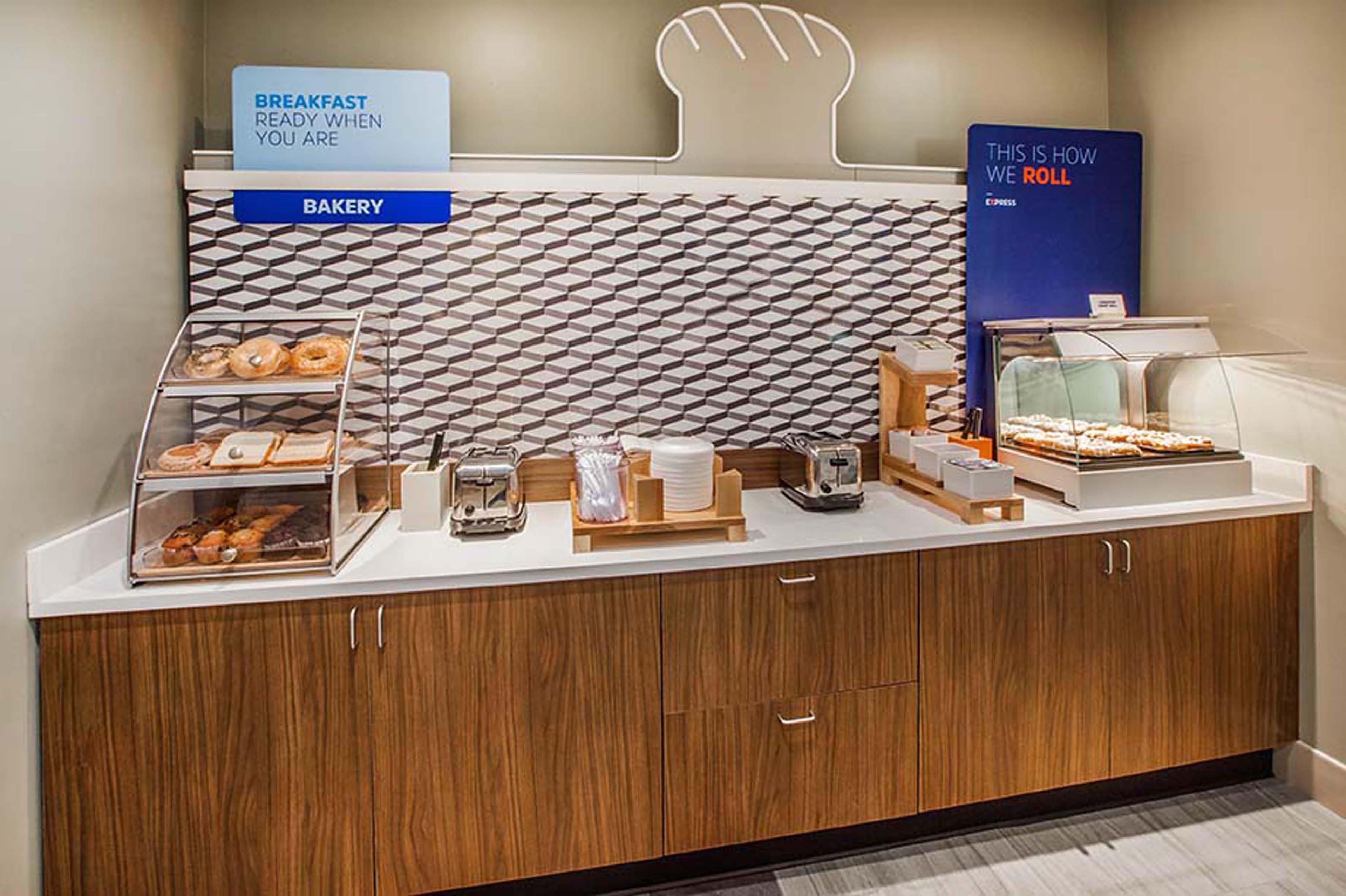 Holiday Inn Express & Suites Houston South - Near Pearland By Ihg المظهر الخارجي الصورة
