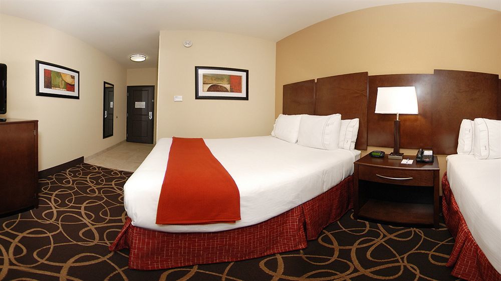 Holiday Inn Express & Suites Houston South - Near Pearland By Ihg المظهر الخارجي الصورة