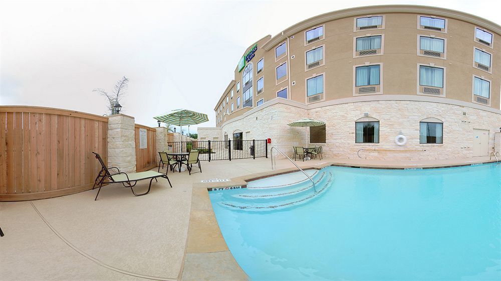 Holiday Inn Express & Suites Houston South - Near Pearland By Ihg المظهر الخارجي الصورة